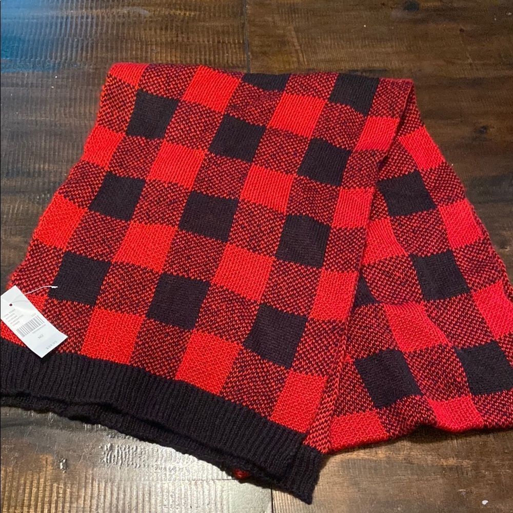 Lane Bryant Red and Black Checkered Sweater scarf NWT